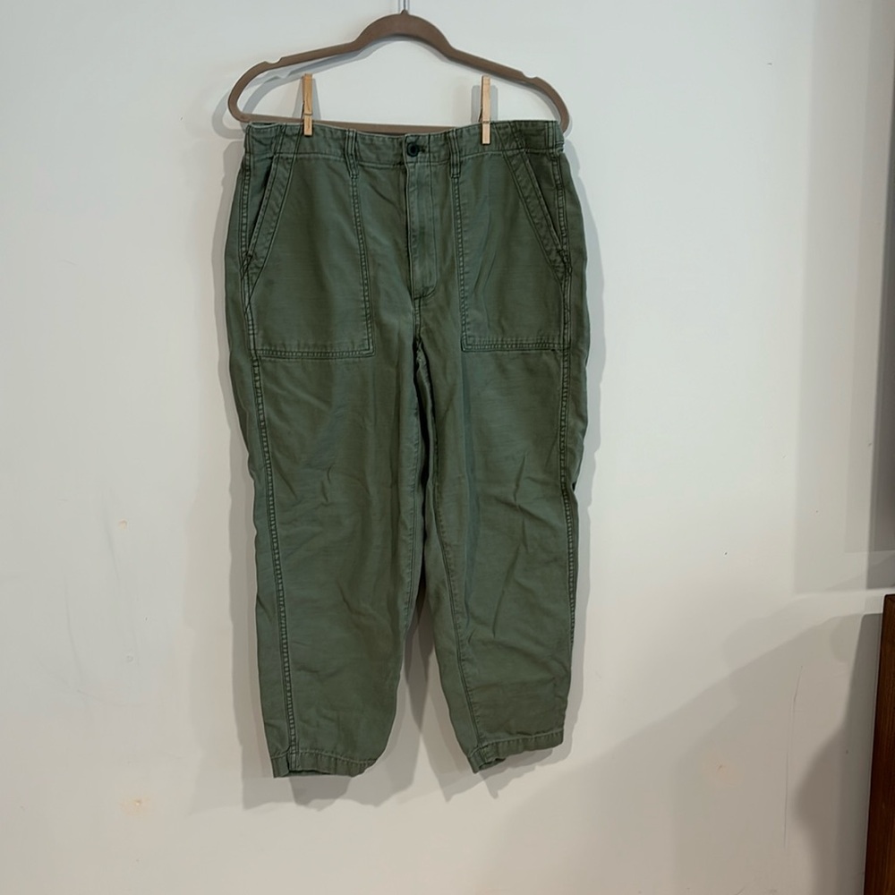 Madewell olive green chino pants